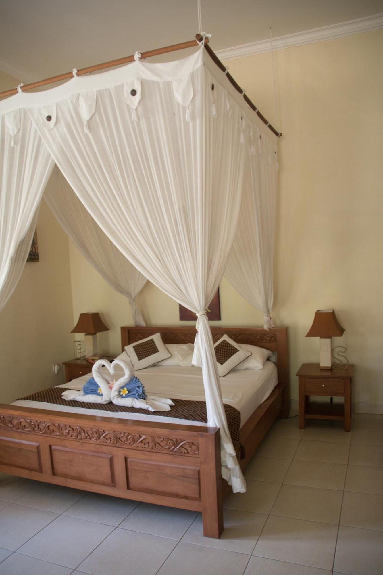 Guesthouse Rumah Senang Kalibaru Экстерьер фото